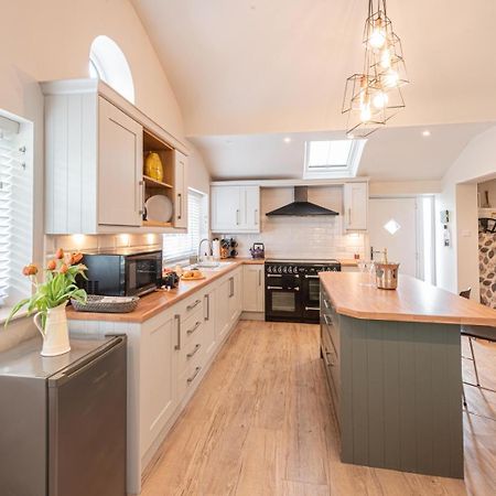Cuddington  Quiet Self Contained Cottage Near Delamere Forest מראה חיצוני תמונה